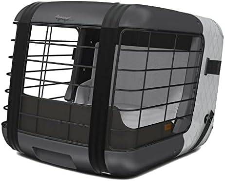 TÃœV certified cat travel crate displaying high impact front privacy padding