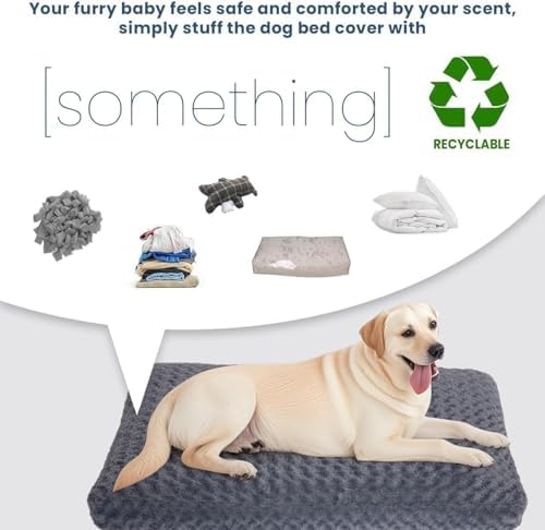 Anti slip silica gel dot bottom base of the BLVOTKRO replacement pet bed protector.