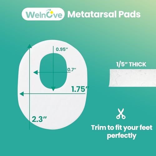 Soft felt callus pads applied to the heel for friction protection.