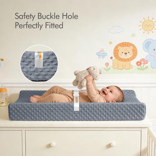 Elasticized bottom view of the breathable baby mattress cover showing secure fit mechanism