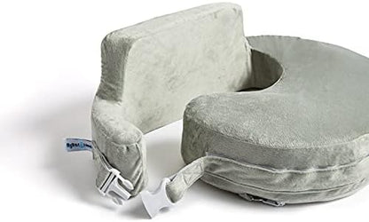 Adjustable silent release strap mechanism on My Brest Friend pillow