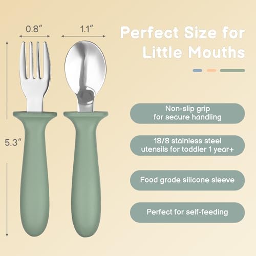 Eascrozn kids silverware set showing silicone handles and fork and spoon design