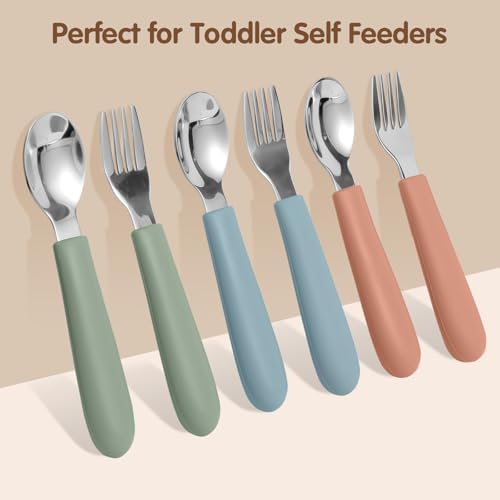 Side profile of kids silverware showing grip design