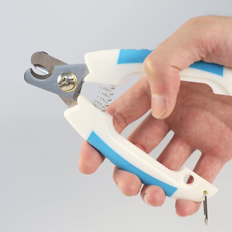 KUDCUOM khaki pet trimmer package contents demonstrating the compact design size