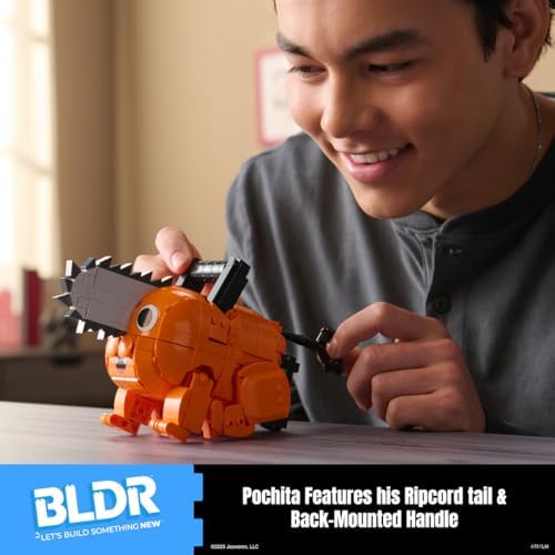 Packaging box for the BLDR 0143 Chainsaw Man construction toy set highlighting 438 pieces