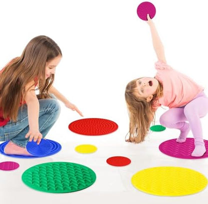 Packaging demonstration of the flexible non toxic lenwen sensory integration mats for early learning.