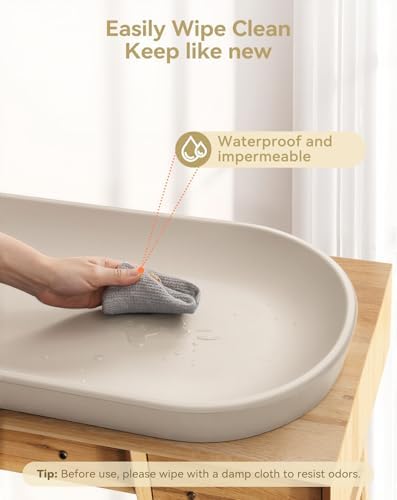 COMOMY wipeable polyurethane infant changing pad close up surface texture