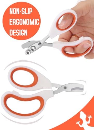 Ergonomic orange and white handles of the Engorgio small animal nail cutter.