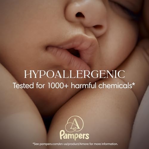 Close up of Pampers Amore soft cashmere-like texture