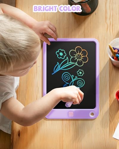 Child using Kikapabi colorful doodle board stylus