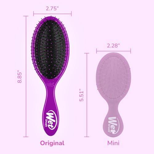 Side profile of the Wet Brush two piece set highlighting the flexible bristle arrangement.