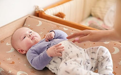 Soft premium fabric texture of the unisex bohemian style infant bedding cover set.