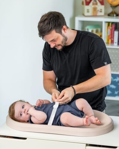 Zeepops infant changing pad bottom view showing non-slip non-skid base.