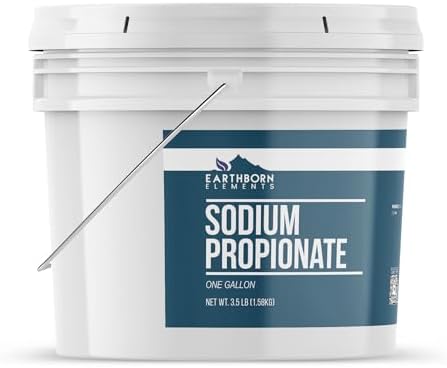 Earthborn Elements Sodium Propionate pure anti molding food additive close up