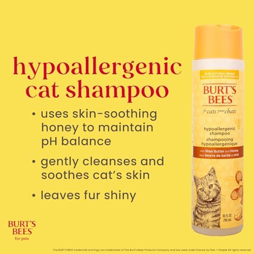 Close up of Burt'S Bees sensitive skin cat shampoo cap and pump detail