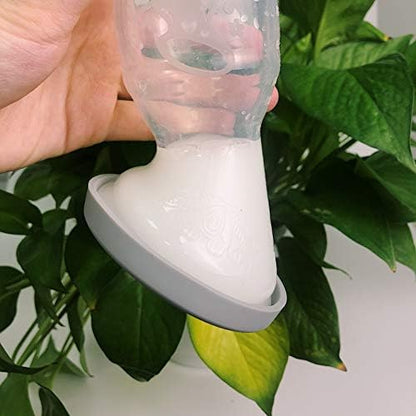 BPA free silicone lid securing expressed breast milk