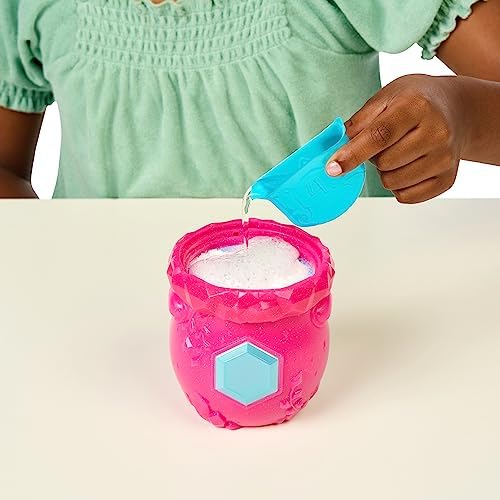 Magic Mixies Mixlings set including cauldron and two accessories