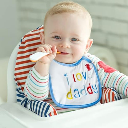 Detailed texture view of the soft organic cotton fabric front on the 2ooya infant bib