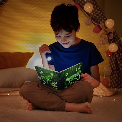 Wernnsai diary set for boys including keys and notebook