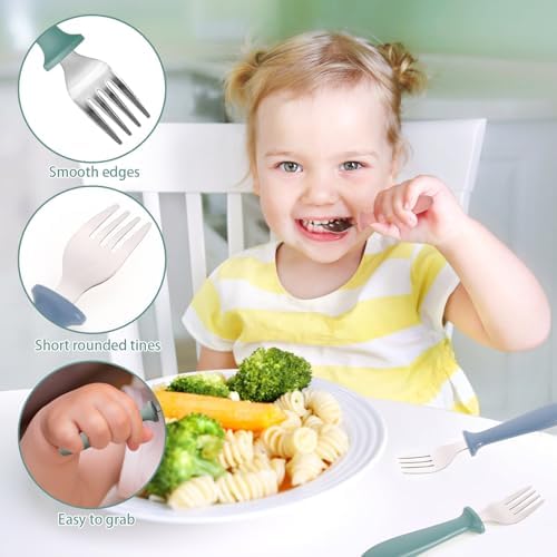 Close up of Pimoys toddler fork rounded tines