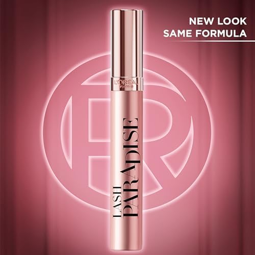 Volumizing mascara stretching lashes corner to corner for dramatic fringe