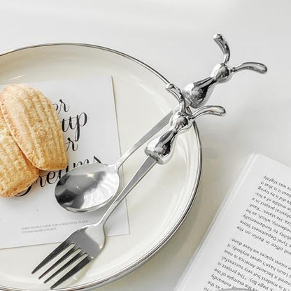 Side view of Ounona rabbit themed children silverware