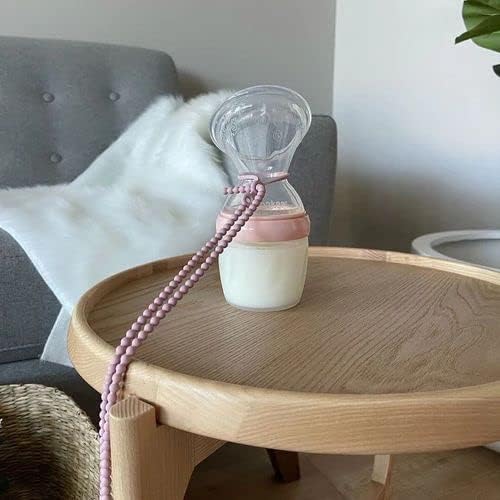 Haakaa manual breast pump safety lanyard close up view