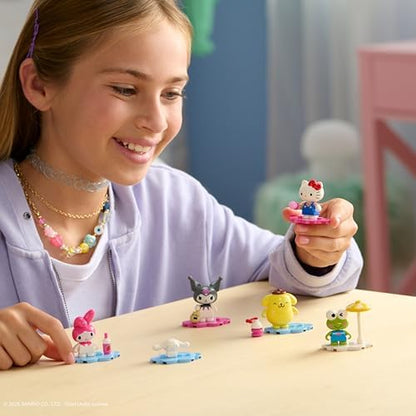 Cinnamoroll and My Melody mini toy figures showing interchangeable food accessories.