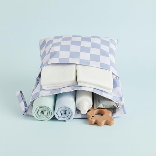Ohocut checkered wet bag set showing snap closure handle