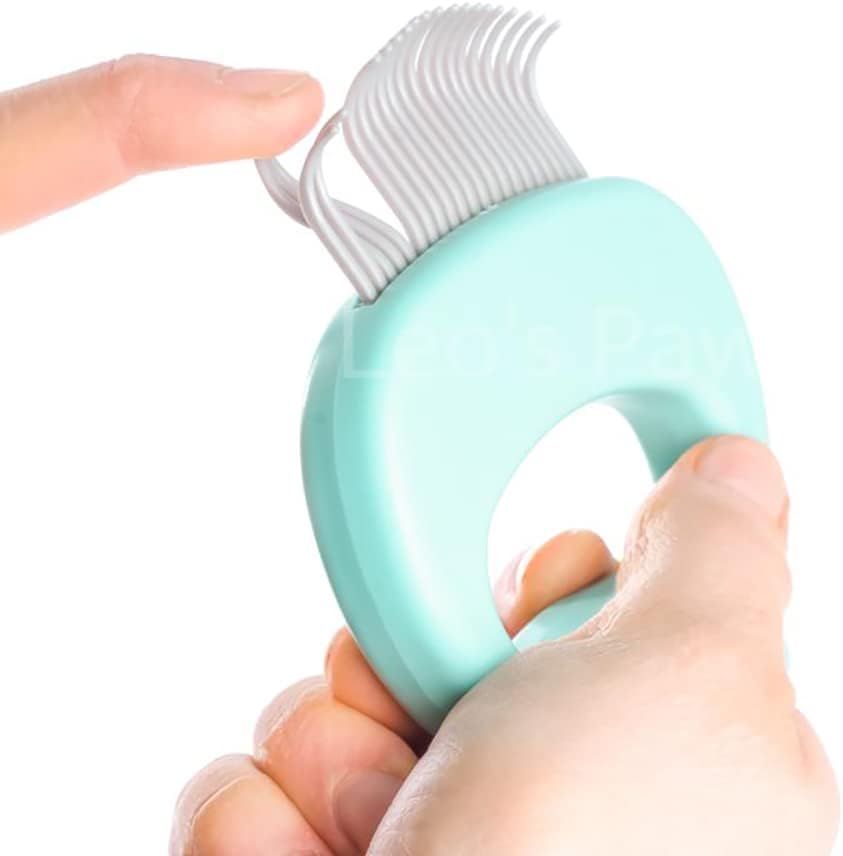 Leo's Paw ergonomic shell comb for cat and dog grooming