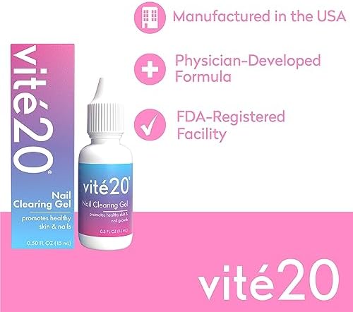 VITÉ20 nail clearing gel lifestyle application shot