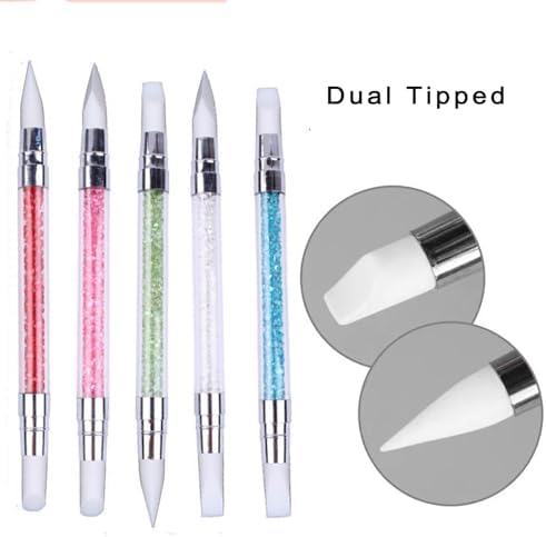 Demonstration of nail carving with Gembityful sculpture pens