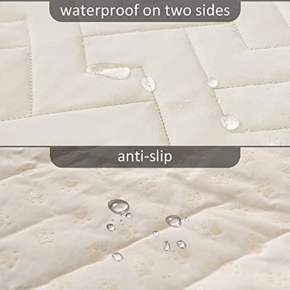 Fuguitex waterproof pet mat protecting a bedroom mattress