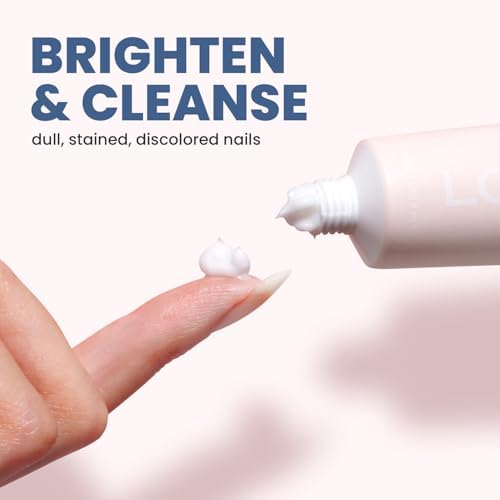 Under nail cleaner scrub showing a close up of the cleansing action on the free edge tips