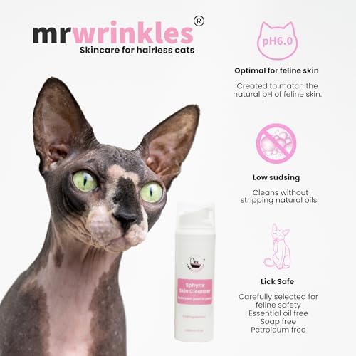 pH balanced Sphynx cat cleanser featuring natural ingredients like pomegranate seed oil.