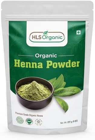 Pure green Lawsonia Inermis powder texture showing fine triple sifted quality