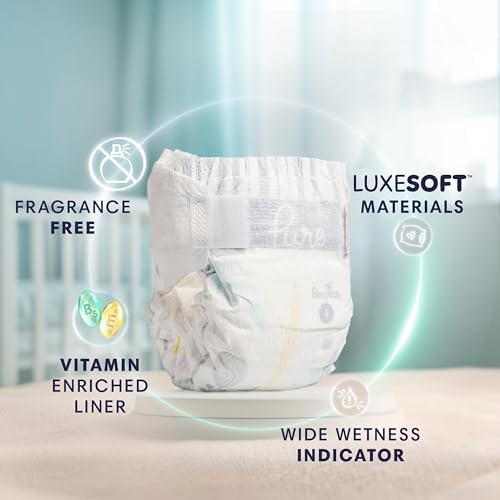 Close-up view of the ultra soft plant-based inner liner enriched with shea butter for sensitive skin care.