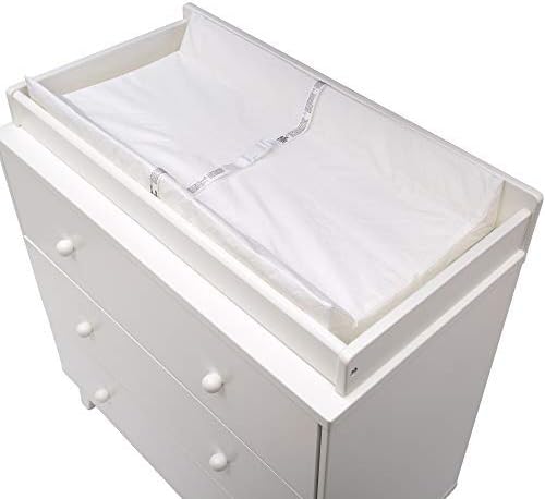 Delta Children changing pad non skid bottom and attachment hardware view