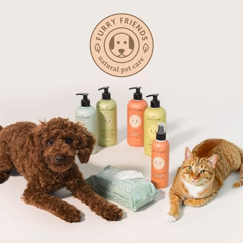Natural lavender scented two in one pet grooming formula