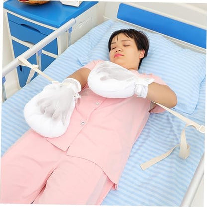 High durability medical mitts for preventing self-injury and scratching.