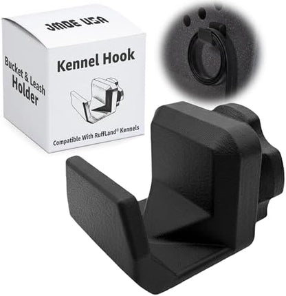 Jmoe USA kennel hook attached to a dog crate vent hole holding a leash