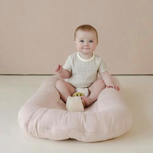 Close up view of breathable soft cotton texture on baby nest