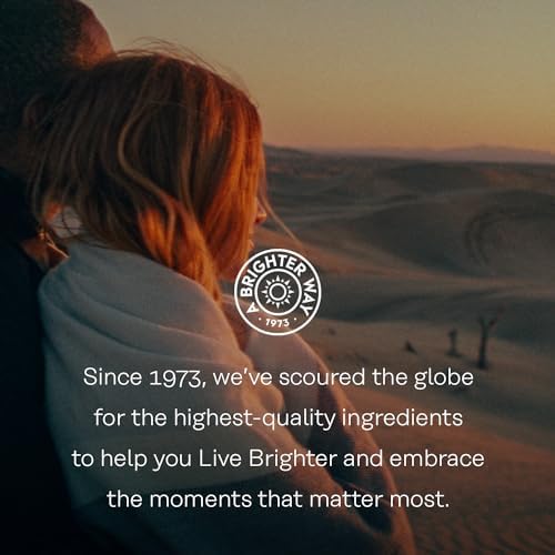 Close up view of the ingredient list and manufacturing details on Solaray Copper amino acid chelate capsules.