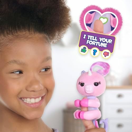 Fingerlings Magic Moods unicorn demonstrating fortune telling feature