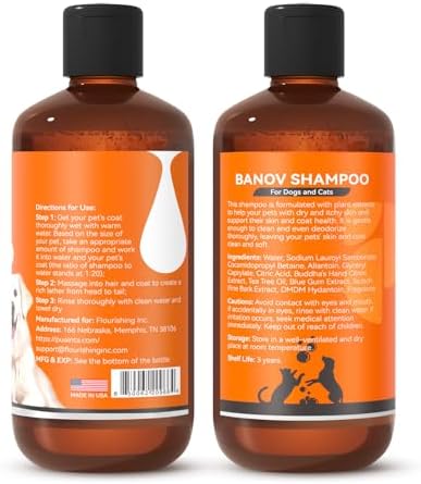 PUAINTA dog and cat therapeutic shampoo bottle for dry skin care.