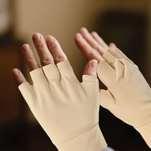 Close up of the breathable nylon texture and open-finger design for dexterity.