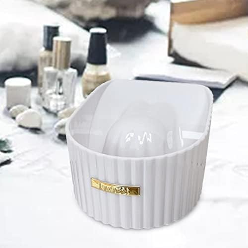 Contoured interior of bnf manicure soaking bowl