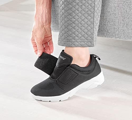 Silvert's extra wide walking shoes showing the slip-resistant rubber sole grip.