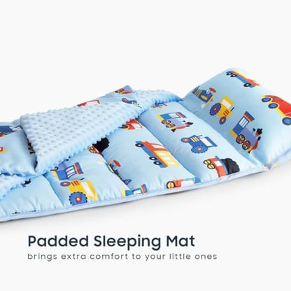 Wake In Cloud travel mat showing the integrated personalization name tag pocket.