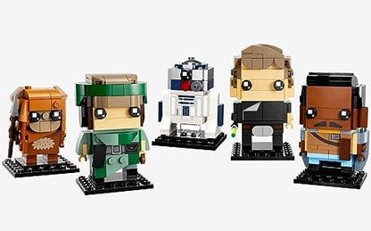 LEGO Star Wars Brickheadz 40623 assembled Luke Skywalker and R2-D2 figures